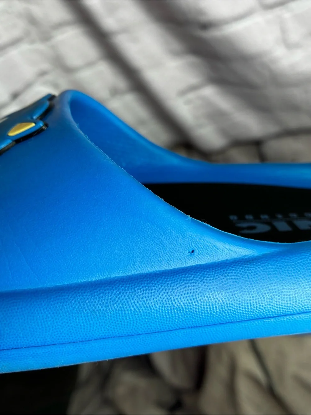 5/$20 Sonic The Hedgehog Slides Sega Blue Ground Up Sandal Youth Boys Size 2-3